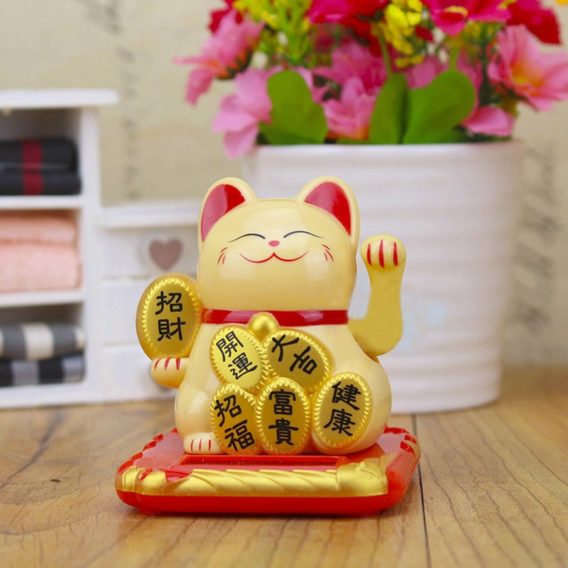 Maneki Neko Ki Tomi